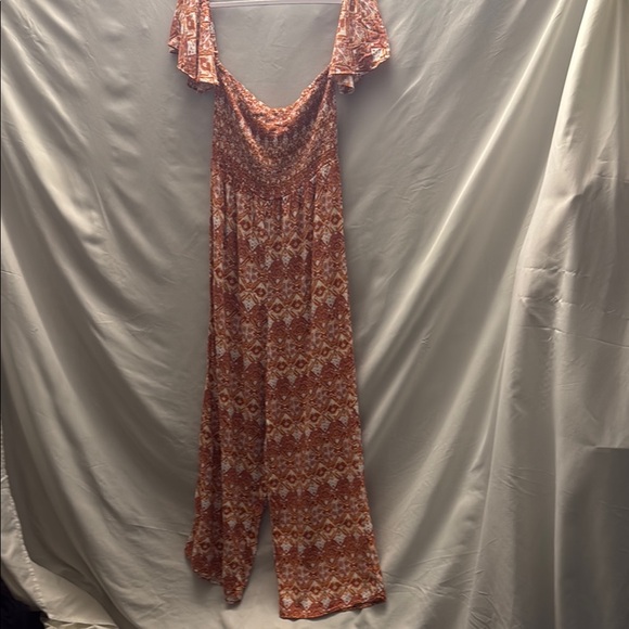 Flowy Orange Jumpsuit with Flutter Sleeves - Picture 1 of 5